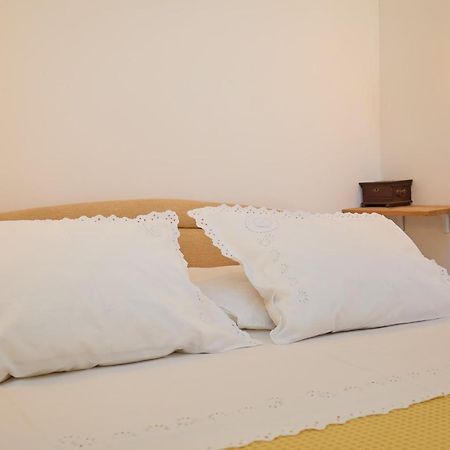 Room Over Old Town Дубровник Екстериор снимка